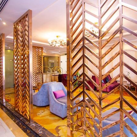 فندق هوليداي الخليج الرياض - Holiday Al Khaleej Hotel Εξωτερικό φωτογραφία