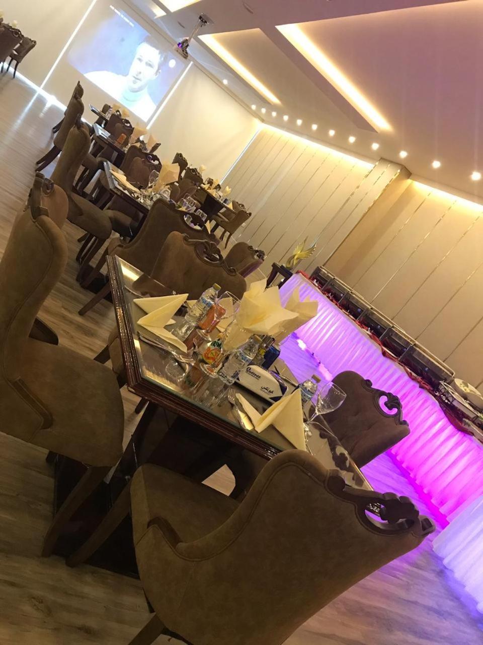فندق هوليداي الخليج الرياض - Holiday Al Khaleej Hotel Εξωτερικό φωτογραφία